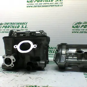 Foto de Culata Suzuki V Strom 650 referencia 144-19-21251 foto 8