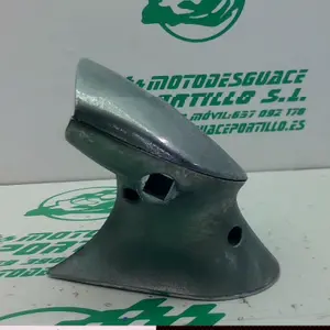 Foto de Embellecedor del piloto trasero Daelim Besbi 125 referencia 274-21-42050 foto 2