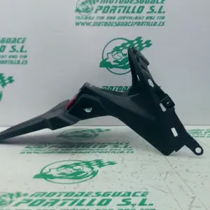Foto de Portamatricula Honda CB 500XA referencia 415-23-47821 foto 4