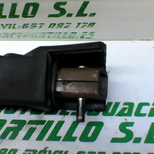 Foto de Reposapies trasero izquierdo Honda S-wing 125 referencia 241-19-22755 foto 6