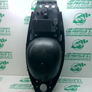 Foto de Porta-casco Aprilia Area 51 referencia 54-20-35908 foto 6