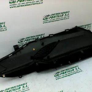 Foto de Suelo izquierdo Kymco Super Dink 125 referencia 100-22-36638 foto 5