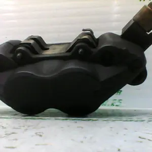 Foto de Pinza de freno delantera izquierda BMW F 800 ST referencia 312-19-24453 foto 2