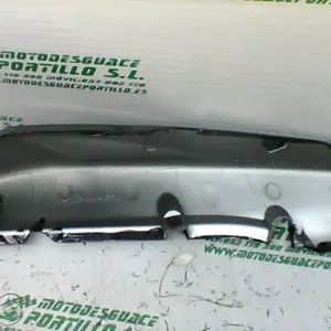 Foto de Carcasa lateral trasera izquierda Honda CBF 250 referencia 214-19-23153 foto 13