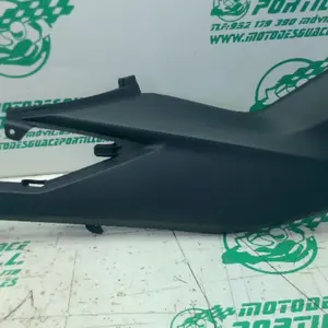 Foto de Carcasa lateral derecha Honda FORZA 125 referencia 396-25-48995 foto 2