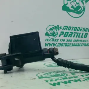 Foto de Bomba de freno delantero Peugeot TWEET 125 15-18 referencia 111-18-49139 foto 22