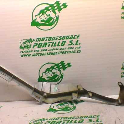 Foto de Embellecedor de carcasa trasera izquierda Keeway ZAHARA 50 referencia 404-21-37096