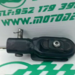 Foto de Reposapies delantero izquierdo Yamaha XT-125-X referencia 144-23-43821 foto 5
