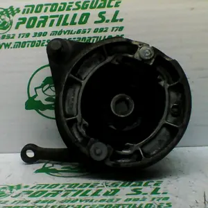 Foto de Porta-zapata rueda trasera Kawasaki Gpz 500 referencia 132-18-43217 foto 2