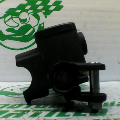 Foto de Bomba de freno delantero Kymco super dink 300 i referencia 113-23-43364
