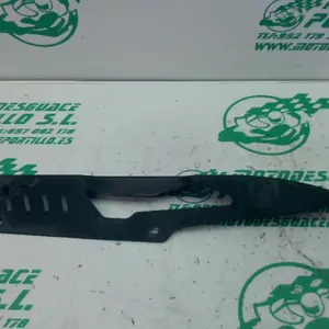 Foto de Cubre cadena Keeway SUPERLIGHT referencia 105-24-48357 foto 3
