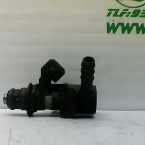 Foto de Inyector Kymco Super Dink 125 referencia 100-22-36570 foto 3
