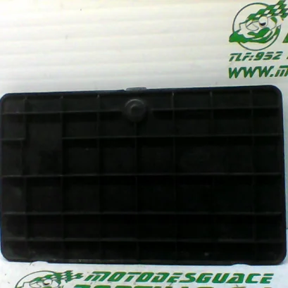 Foto de Tapa batería Kymco Bet&win 125 referencia 309-19-23985