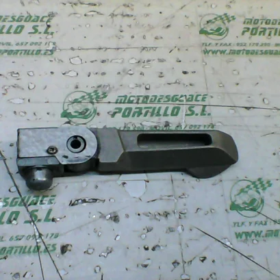 Foto de Reposapies trasero derecho Kymco Yager 125 referencia 178-18-14781