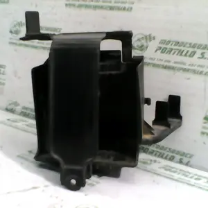 Foto de Caja batería Honda Dylan 125 referencia 80-23-44267 foto 18
