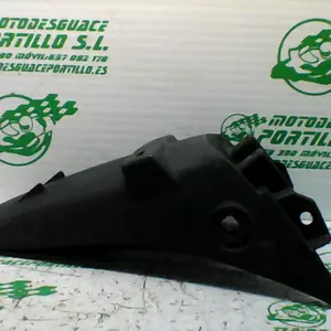 Foto de Portamatricula Kymco VENOX 250 referencia 257-19-39684 foto 2