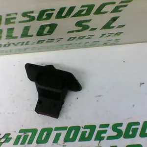 Foto de Interruptor de luz corta Kymco Scout 50 referencia 196-18-23713 foto 3