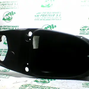 Foto de Porta-casco Honda LEAD 100 referencia 136-17-32292 foto 6