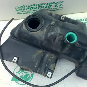 Foto de Deposito gasolina Vespa LX 125 referencia 232-23-44785 foto 8