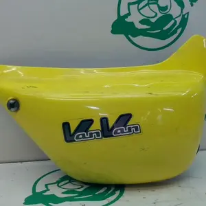 Foto de Carcasa bajo asiento derecho Suzuki RV 125 referencia 146-23-44937 foto 3