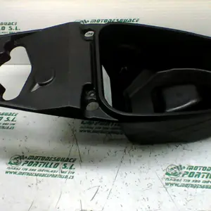 Foto de Porta-casco Honda LEAD 100 referencia 136-17-32292 foto 5