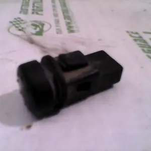 Foto de Interruptor de claxon Vespa ET2 50 referencia 69-16-6575