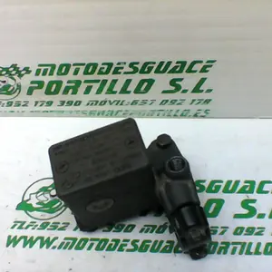 Foto de Bomba de freno delantero Suzuki Burgman 125 referencia 69-19-21062 foto 10