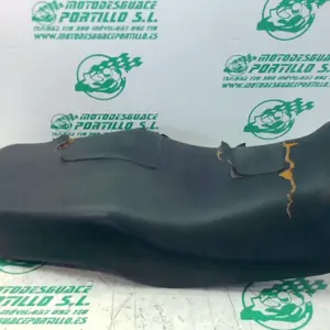 Foto de Asiento Honda CB 750 referencia 346-23-47418 foto 1