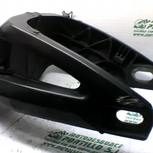 Foto de Basculante Yamaha FZ1-N referencia 177-19-21744 foto 8