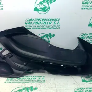 Foto de Suelo izquierdo Piaggio BEVERLY 300 I referencia 452-23-46527 foto 2