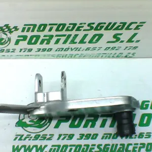 Foto de Estribera delantera derecha Suzuki V Strom 650 referencia 144-19-21201 foto 2