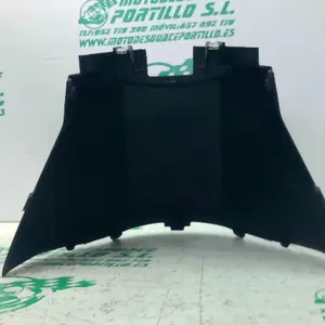 Foto de Carcasa bajo asiento Honda SH 125I 13-16 referencia 65-24-47284 foto 11