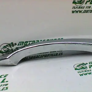 Foto de Embellecedor de carcasa trasera derecha Hyosung aquila 650 i referencia 27-19-18361 foto 2
