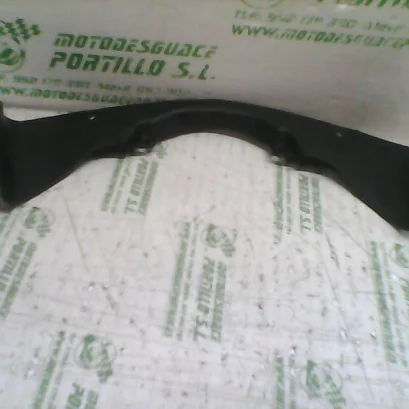 Foto de Carcasa Inferior de Faro Suzuki BANDIT GSF 650 S referencia 201-18-15146