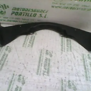 Foto de Carcasa Inferior de Faro Suzuki BANDIT GSF 650 S referencia 201-18-15146