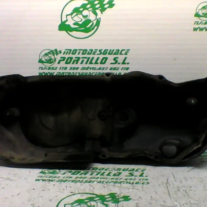 Foto de Embellecedor de tapa cárter Yamaha FLAME 125R 97-00 referencia 57-23-43265