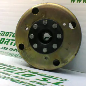 Foto de Plato magnetico Vespa LX 50 2T referencia 321-20-28525 foto 9