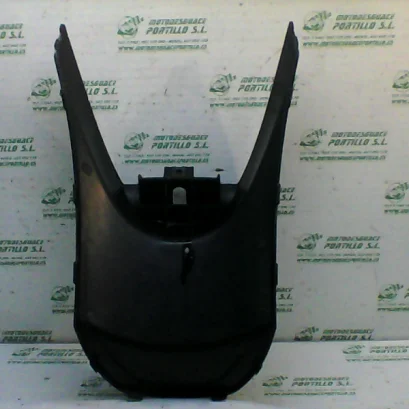 Foto de Carcasa bajo asiento Kymco Yager 125 referencia 178-18-14741