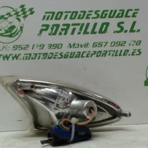 Foto de Intermitente delantero izquierdo Kymco Grand dink 125 referencia 166-20-36175 foto 2