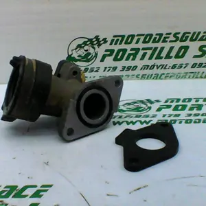 Foto de Inyector Suzuki SIXTEEN 125 referencia 281-18-19827 foto 4