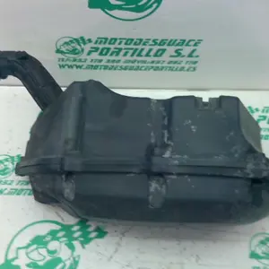Foto de Caja de filtro Honda SH 125I 13-16 referencia 143-24-48506 foto 8
