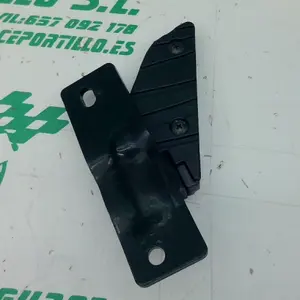 Foto de Estribera trasera derecha con reposapies Benelli MACIS referencia 324-22-39896 foto 1