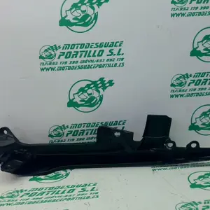 Foto de Asidero derecho Yamaha Xenter 125 referencia 446-22-40560 foto 7