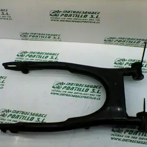 Foto de Basculante Honda CB 450 DX referencia 300-19-45506 foto 3