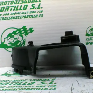 Foto de Tapa de cilindro Peugeot Kisbee 50 4T referencia 303-19-34501
