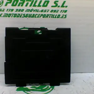 Foto de Tapa batería Kymco GRAND DINK 125 referencia 225-22-39957 foto 4