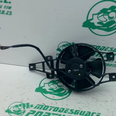 Foto de Ventilador del radiador Piaggio BEVERLY 300 I referencia 452-23-46595