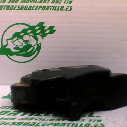 Foto de Tapa de encendido con bomba de agua Gilera Runner 50 referencia 106-18-34014