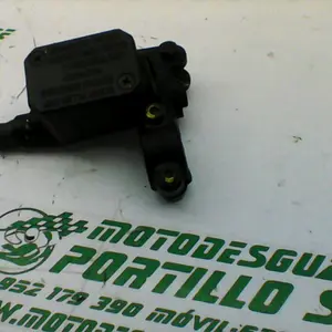 Foto de Bomba de freno delantero Piaggio X8 125 referencia 295-20-37292 foto 5