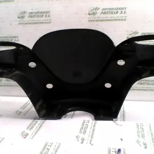 Foto de Cabezón Yamaha Majesty 125 referencia 80-19-39289 foto 4